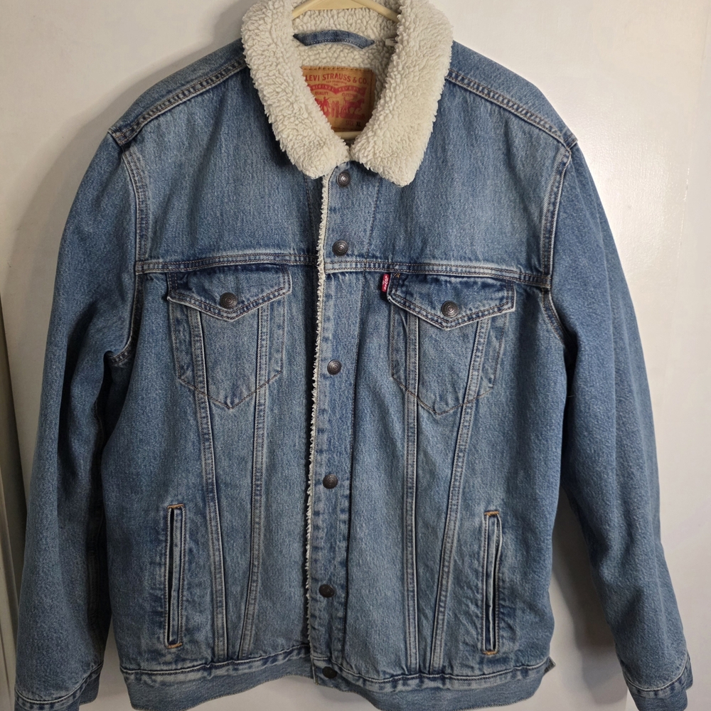 Levi's Light Blue Denim Jacket with Sherpa Collar